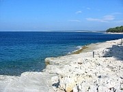 Lussino - roccia e ciottoli